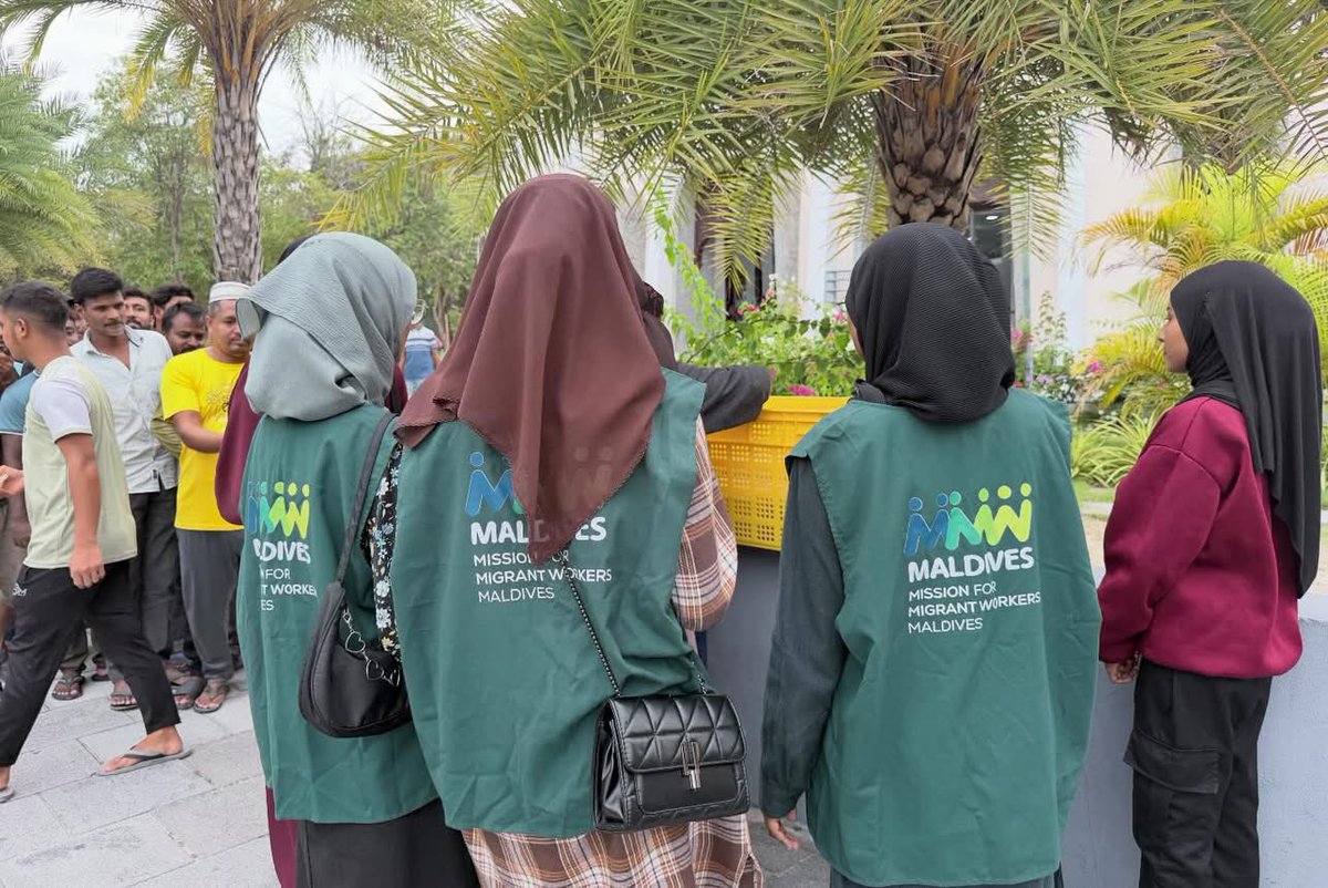 mmwmaldives's tweet photo. Day 3 and 4 🌙

A total of 450 migrant workers have been served up to today. 

A small act of kindness. A big impact. 🤍

MVR 60 feeds one fasting soul.

Mission for Migrant Workers Maldives
BML: (MVR) 7730000378559
BML: (USD) 7730000378560
Or you can use Dhiraagu Pay https://t.co/s37a9O7Hzv