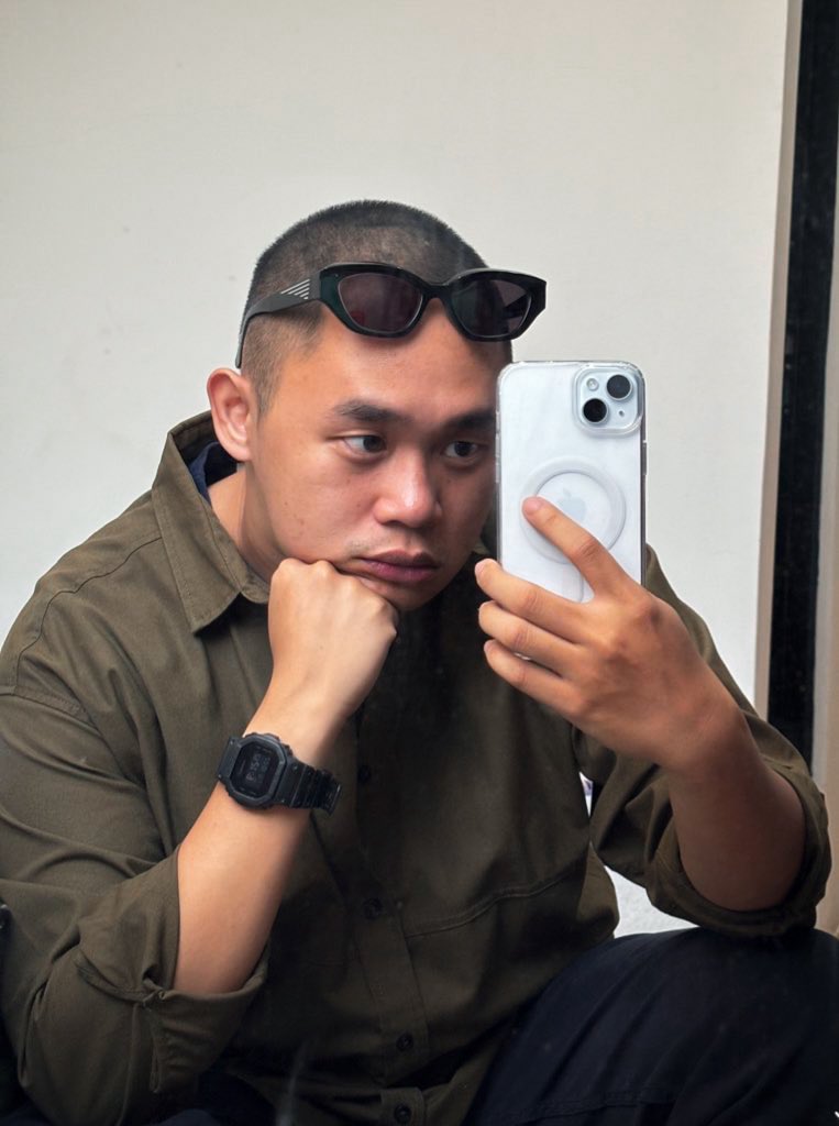 devdji's tweet image. Happy Sunday !!