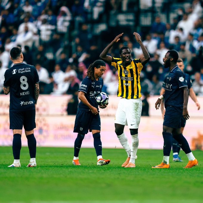 Ahmedõv tweet media