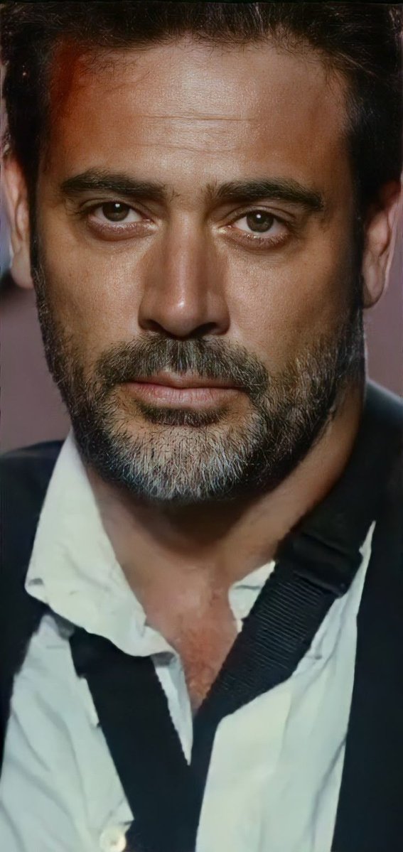 His eyes just suck u right in