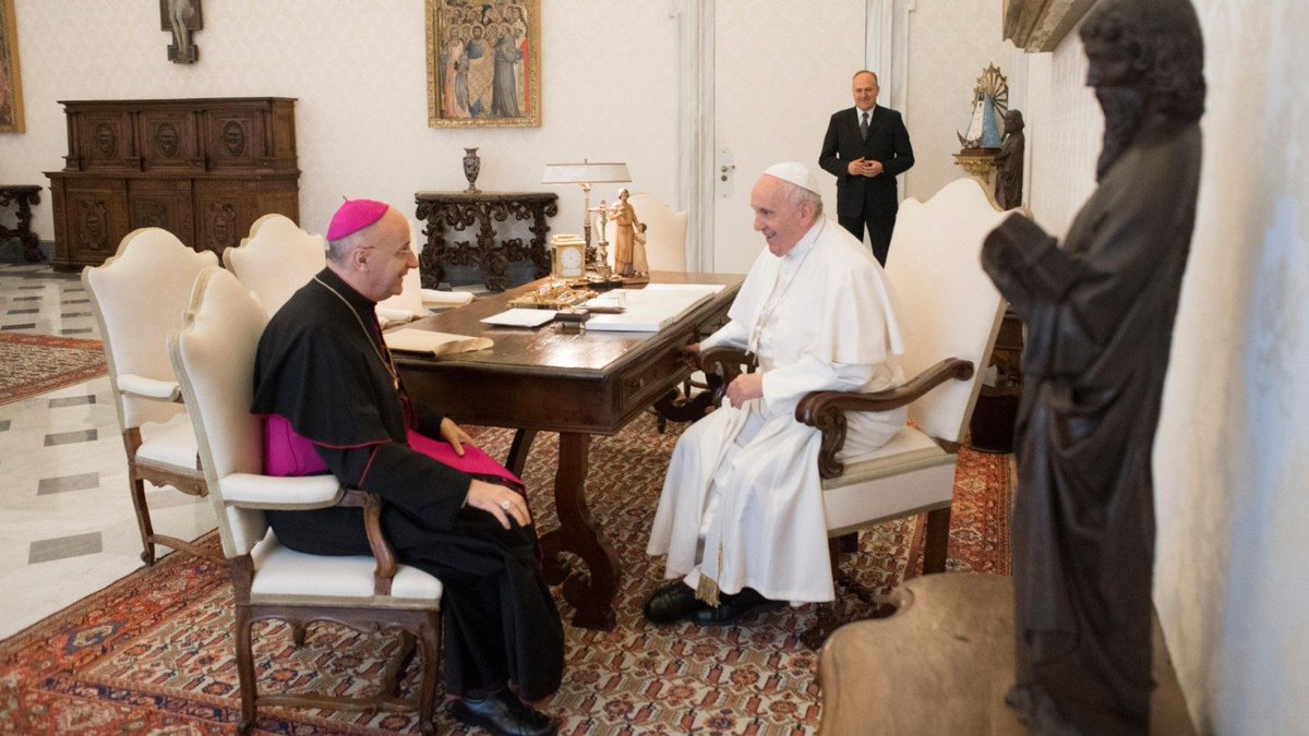 silerenonpossum's tweet image. Speich quits The Hague after 10 months: the nuncio behind Rupnik’s incardination in Koper

#Rupnik #HolySee #PopeFrancis 

Read now: silerenonpossum.com/en/speich-lasc…