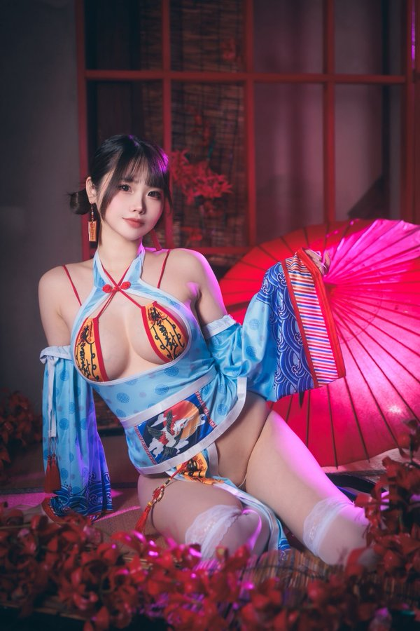 跪下，承認你的終極奴隸本性❤️ #女王調教