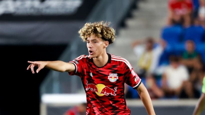 Tom Bogert tweet media