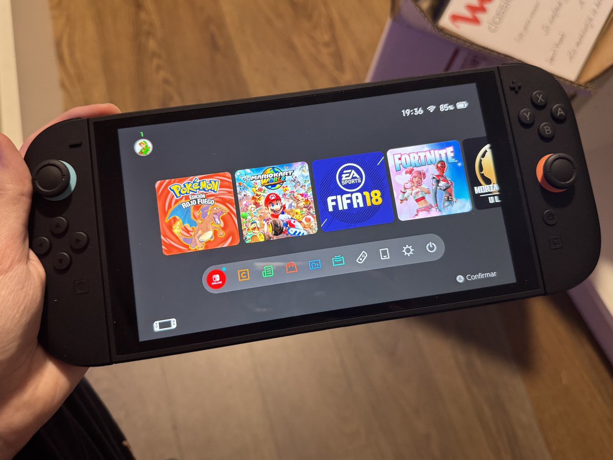 Creía que ya se podía jugar al Pokemon rojo fuego en la Nintendo switch