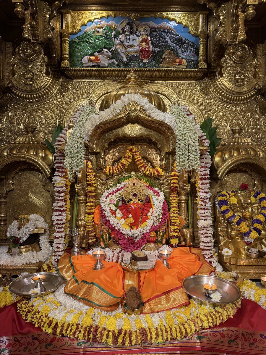 🙏 गणपती  बाप्पा मोरया 🌺मंगलमूर्ती मोरया 🙏२२/०२/२०२६
🙏Ganapati Bappa Moraya 🌺 Mangalmurti Moraya  🙏22/02/2026