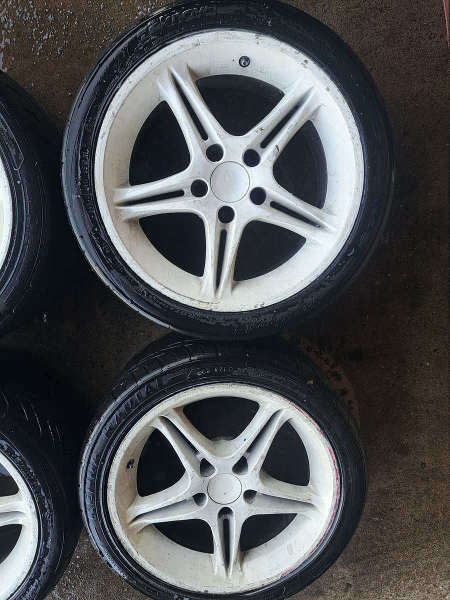 hiyuganatu963's tweet photo. ホイール売りたいです。
AVS 17インチ9J+38　4本　114.3　5穴　
スプレー白塗装有
JZX 90ドリフトリアに長年使用の為傷汚れ多数有り程度良くない　エアー漏れる割れ欠けはありません。リペアベース　
茨城県つくばみらい市か近辺で手渡し希望
￥36000円　宜しくお願い致します。 https://t.co/6fVn8pvLmS