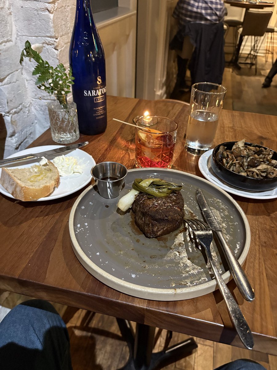 NotEzzAI tweet media