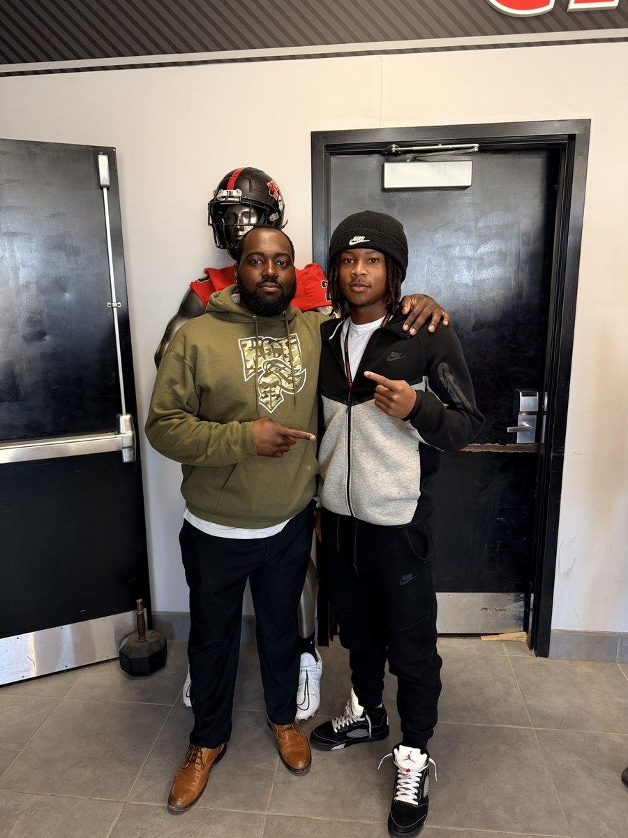 Had a great official visit at Kentucky Christian University.

Thankful for Coach Long,Coach Aubry &amp; Collier and the energy they poured into me this weekend. Strong culture, strong values, and a clear plan for development.

Thanks for the opportunity. <a href="/coachcollier1/">Alex Collier</a> <a href="/coachaubry/">Coach Aubry</a>