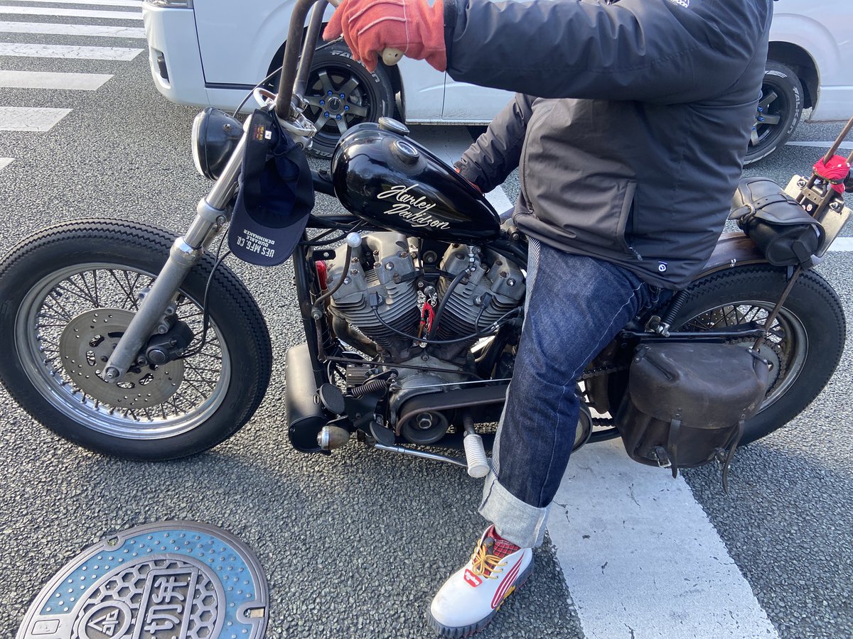 カブでも横にハーレー付いててくれると 安心でツーリング気分