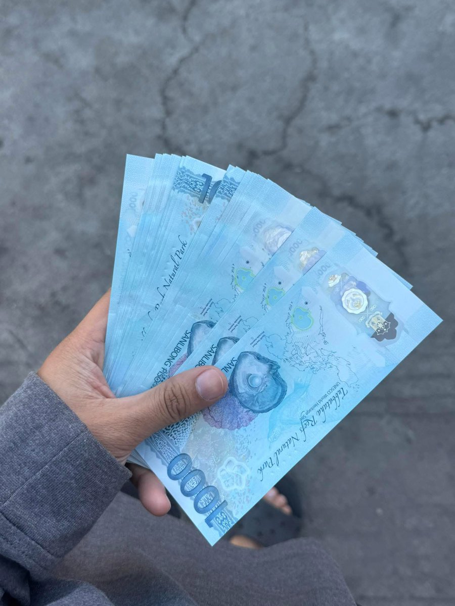 novahubss's tweet image. POOR MINDSET VS RICH MINDSET
ITO YUNG AYAW TANGGAPIN NG KARAMIHAN

Ito ang hard pill na ayaw lunukin ng maraming tao
Hindi ka mahirap dahil kulang ka sa sipag.
Mahirap ka dahil mali ang pag-iisip mo tungkol sa pera.

Masipag ka nga, pero bakit wala ka pa rin?
Dahil ang poor