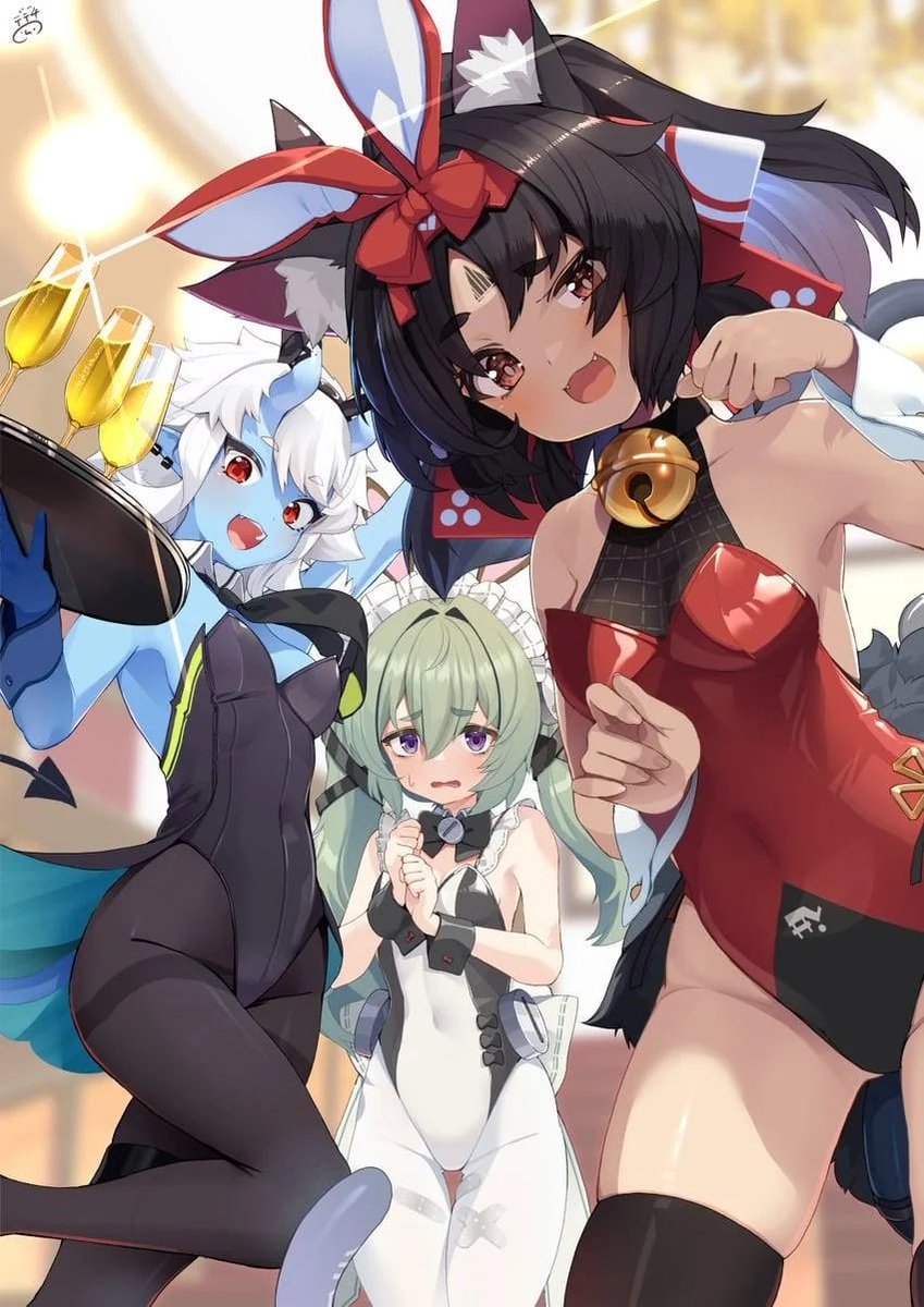 These three daughterwives will be taking care of you today! ☺️