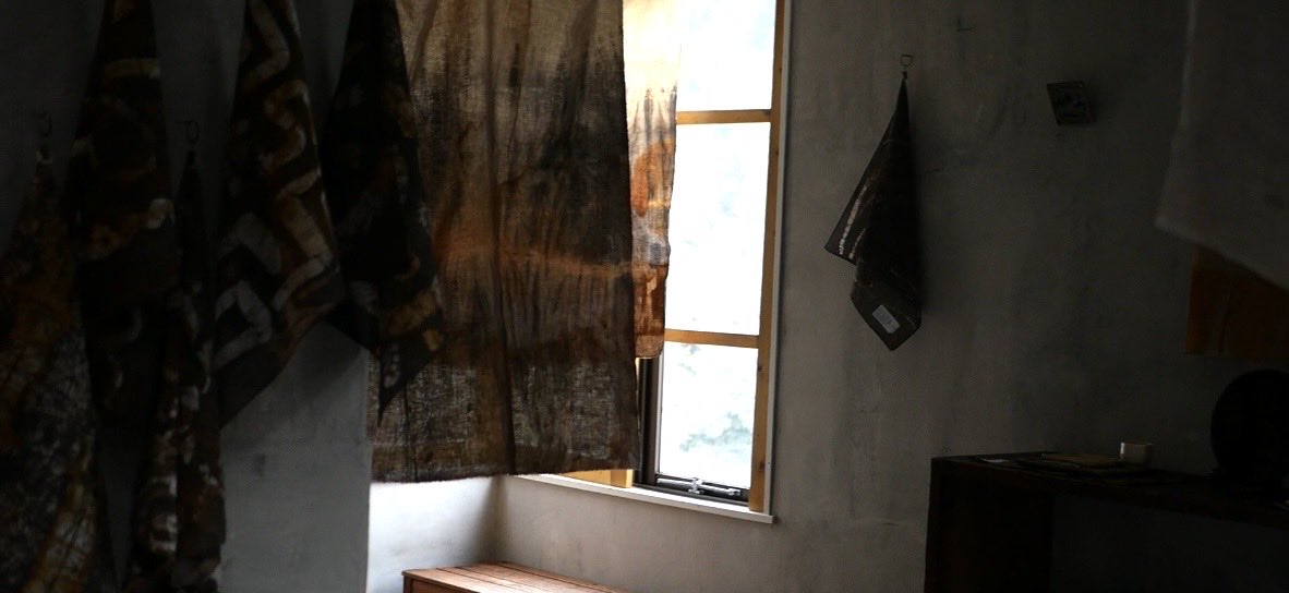 展示は本日と明日で終わりです

3人で作ったコラボ作品も
まだご覧いただけます

2度とないであろう作品を眺めては
贅沢な気分を過ごす日々

それぞれのセンスがキラリと光っております

【 so me ru 】

2026.2.23(月・祝)まで

12:00〜18:00

石黒雄大　
sabi-nuno  <a href="/sabinuno/">murakamikeiko（sabi-nuno）</a> 
山貫工作舎