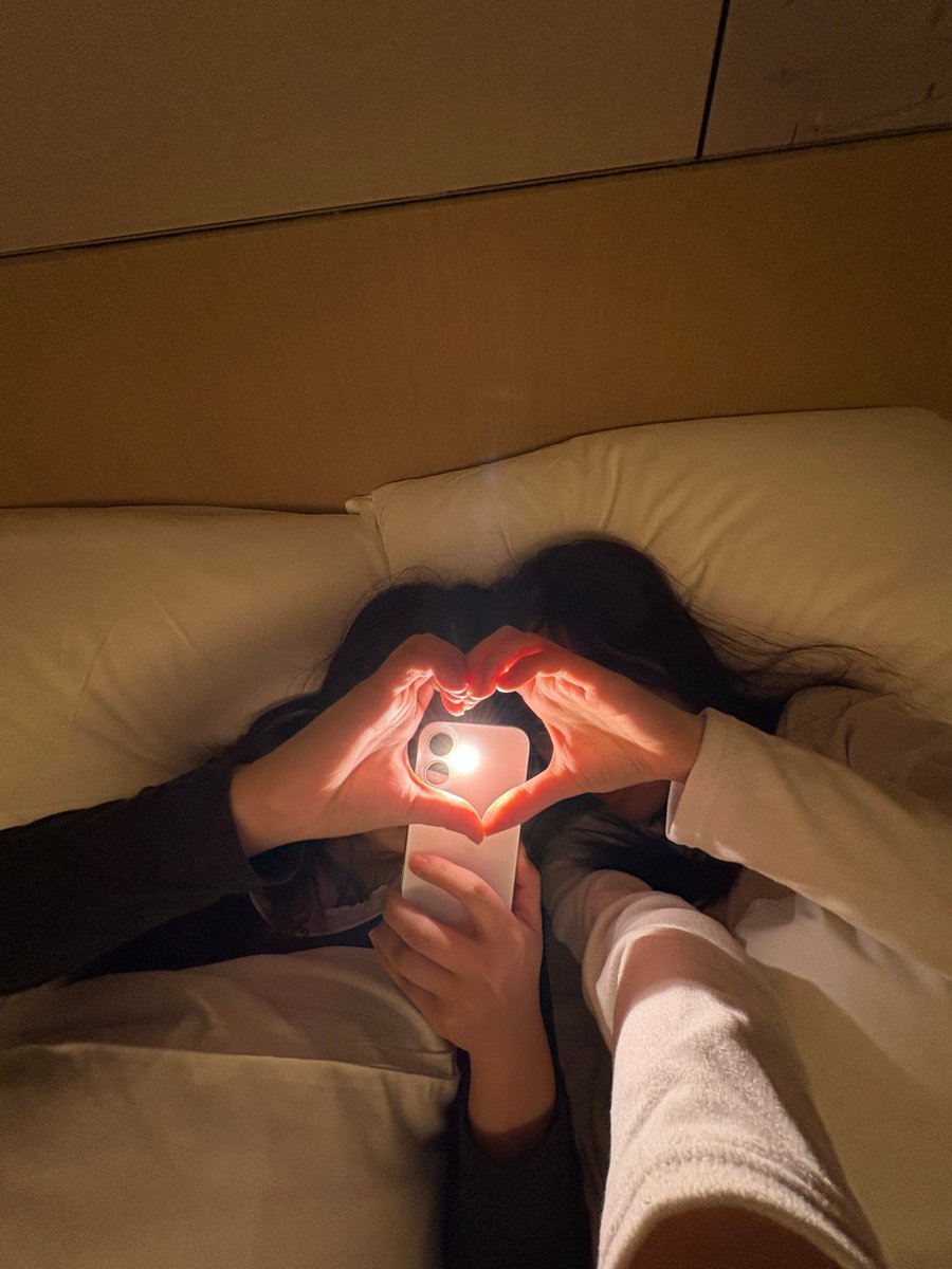 Being by your side is the most reassuring moment 
#HotelPhotography #CouplePhotography #FacelessPhotography #BestFriends