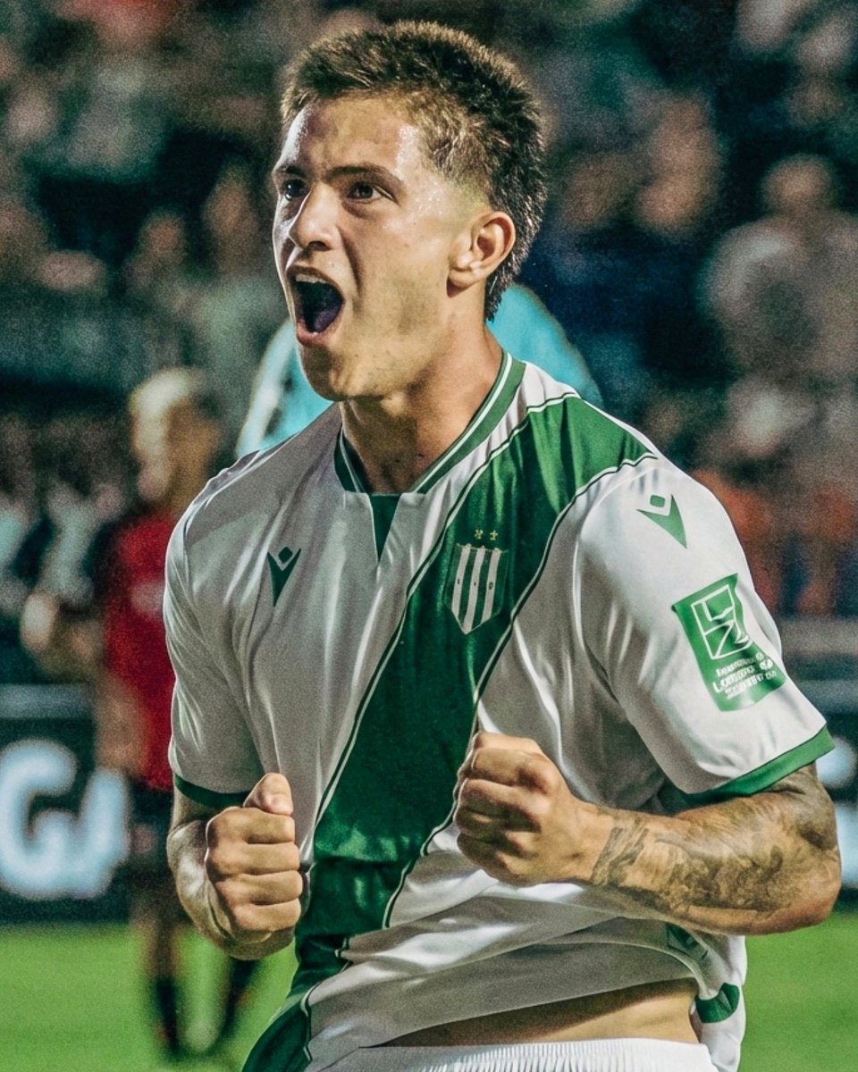 🟢⚪️ TIZIANO PERROTTA (19 años) convirtió sus PRIMEROS 2 GOLES en la victoria de Banfield por 3-0 ante Newell’s.

👉 El delantero categoría 2006 suma apenas 5 PARTIDOS en la Primera División del fútbol argentino.

🌐 Todos los registros estadísticos EN VIVO están en