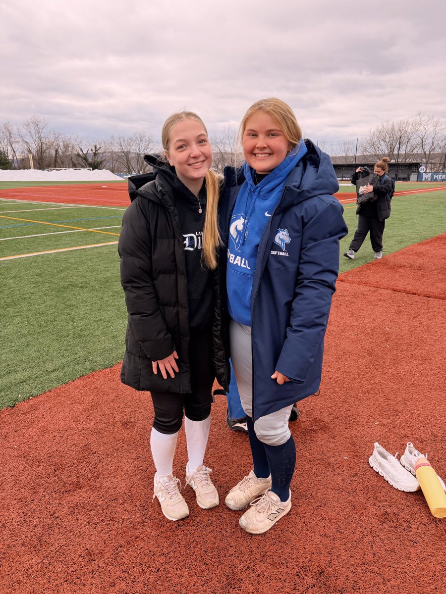 Ali_Cox14's tweet photo. Thank you @MercySoftballHC for a great weekend! I had so much fun with the team and thank you Coach Jaime for giving me this opportunity to practice with the team and stay with the girls. I can’t wait to be back! https://t.co/biKJ7rE16g