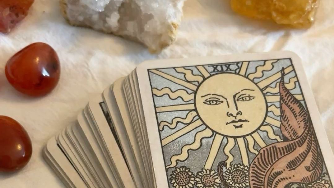 💌 Free Reading Sunday 💌

What message do you need to hear right now?

💗 To join:
🌷 mbf
🌷 Like + RT this post
🌷 Drop your name + zodiac

💌Tippers get priority
💌 Will only do a few 
#SundaysWithLumi