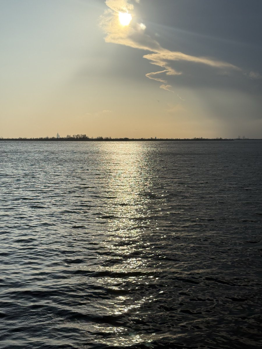 One of the best pics I’ve ever taken. Visit your State Parks. OUR country is beautiful, and she’s waiting for you.