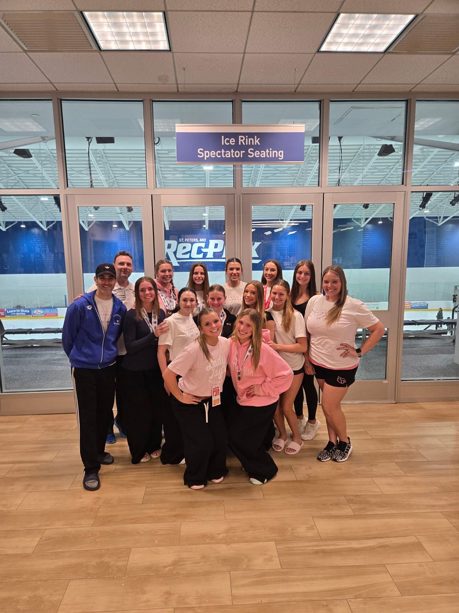 LHSswimanddive tweet media