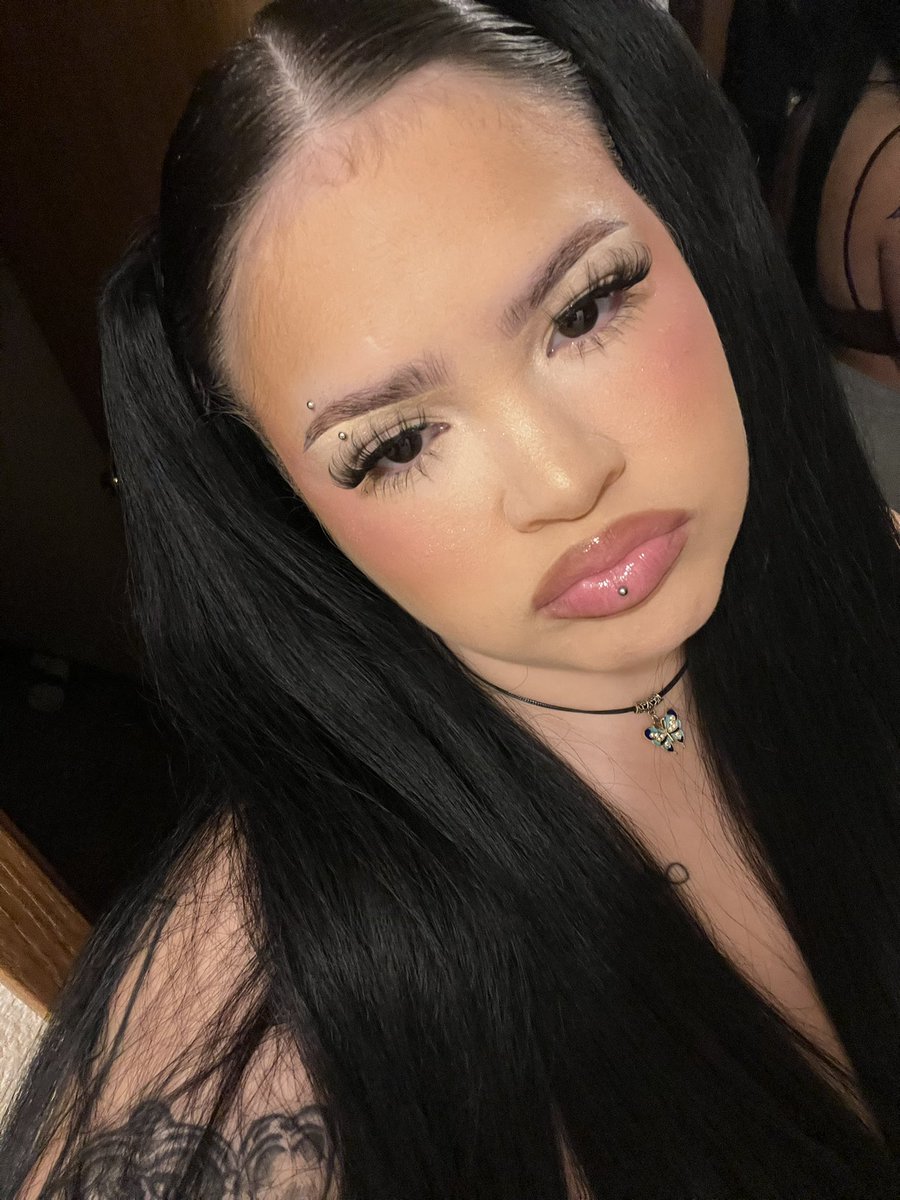 sexylesbianbf's tweet image. #BEAT