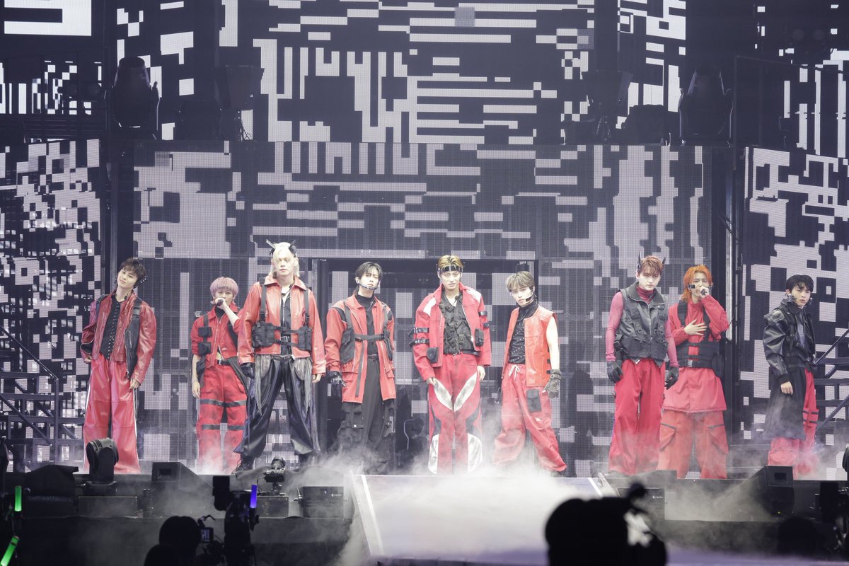 n a n a 🍙 tweet media