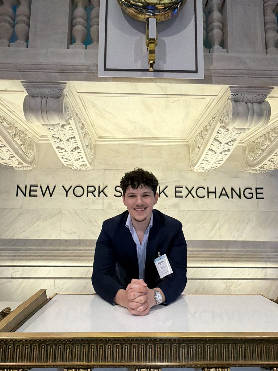 Benjamin tweet media