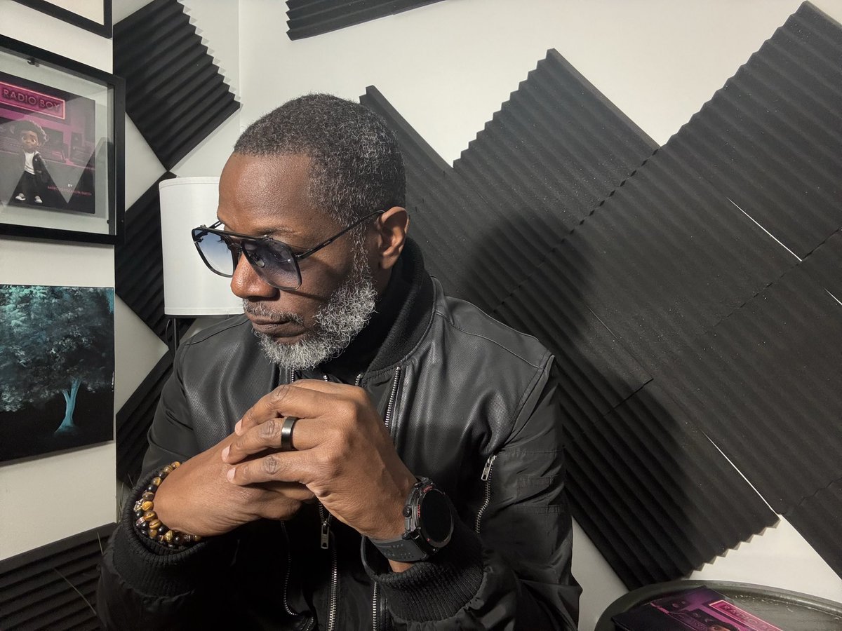 Marcus C Smith tweet media