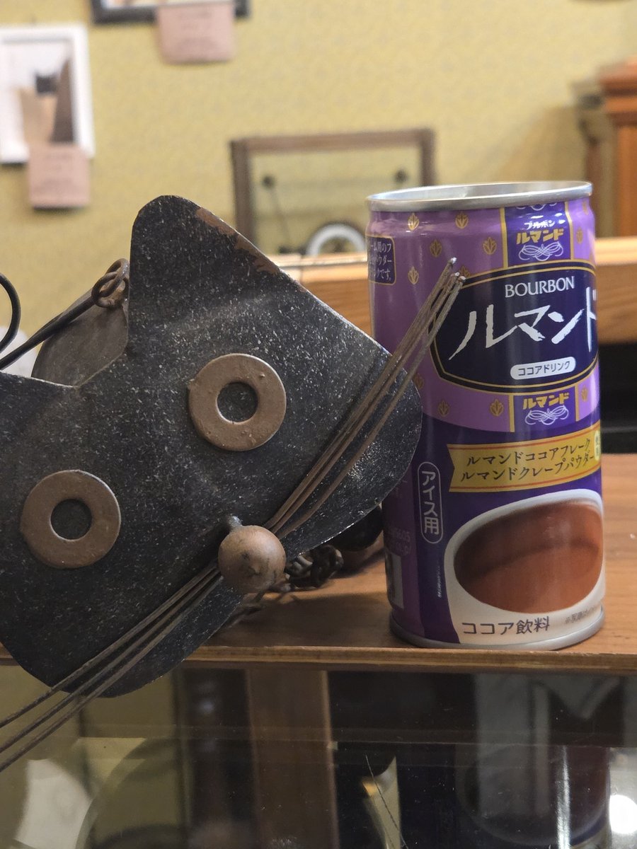 jam_watch_neko's tweet photo. 本日も休業日ですが仕事はせなんだらあきませんでして！お客様に頂戴した新種のエナジードリンクで幻の6速ぶっかましたらァ！ https://t.co/FCJZQiXw65