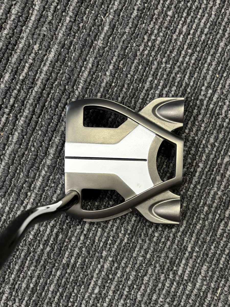 Alex Strauch tweet media