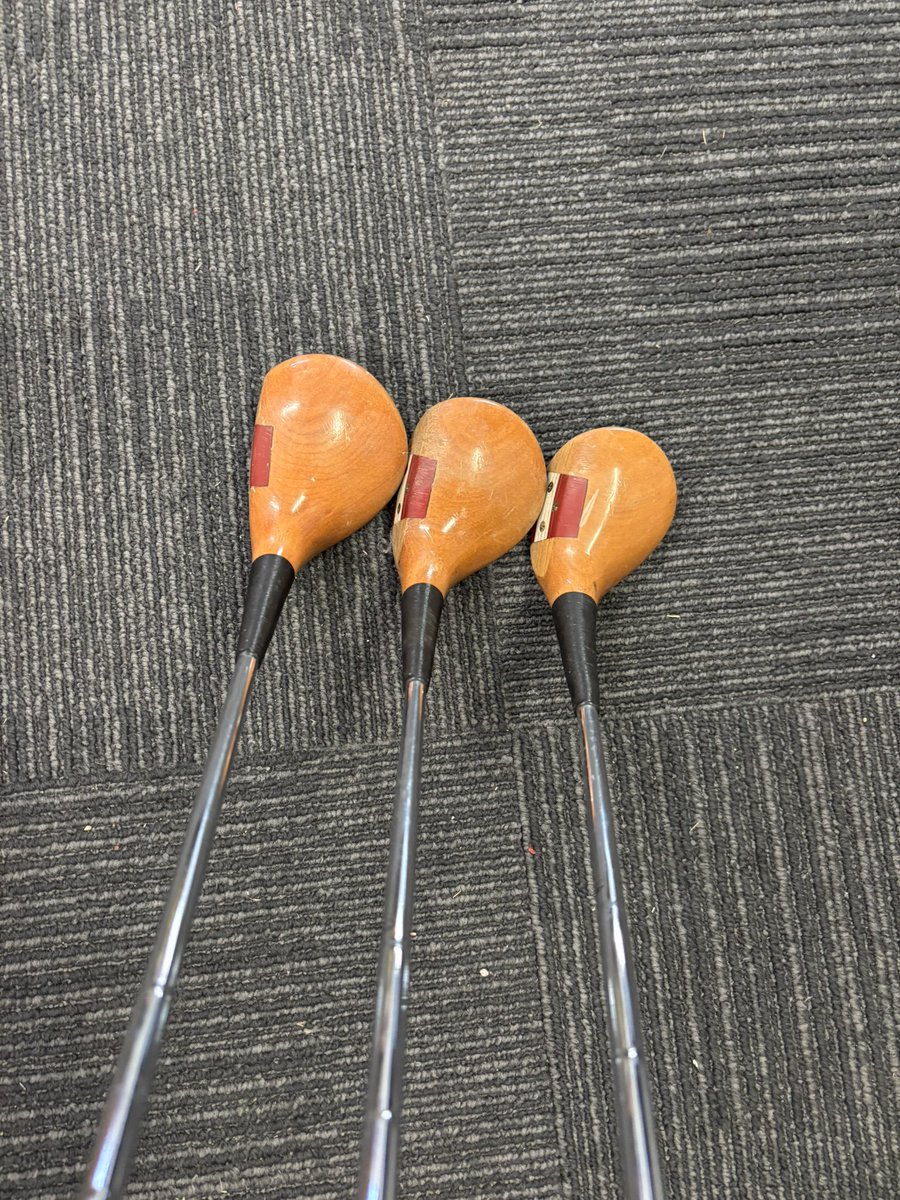 Alex Strauch tweet media