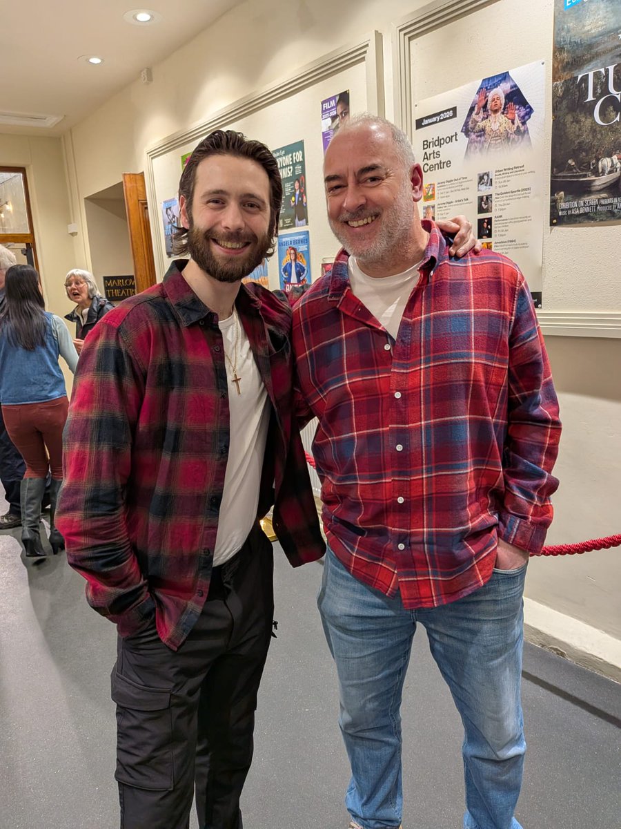 Russell Foster tweet media