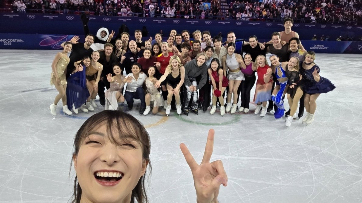 そして全選手お待ちかね、坂本花織による恒例の自撮り記念撮影。

いやもう世界のおかんやんw
あんた本当に日本の誇りだよ！