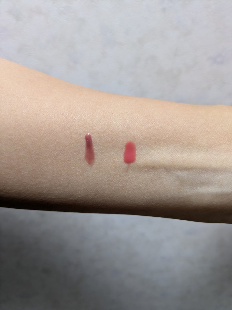 mikorinmiko1's tweet image. 唇に触れた瞬間、ぷるんとしたジェリーグロスが広がり、ふっくらボリューム感のある仕上がりに！
JEL-FIT GLOSS(ジェルフィットグロス)を
愛用しています♪
まるでリフティングしたような、新しい#リップティンググロス
左　【日本限定】すももパールグロス
右　05 ハニーモモグロス
お気に入りです♪