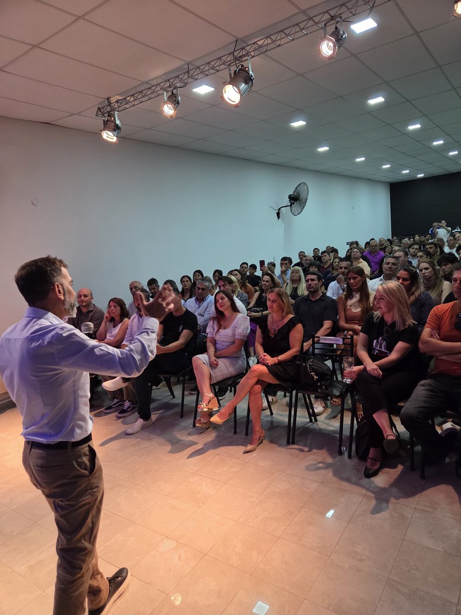 La Libertad Avanza La Plata tweet media