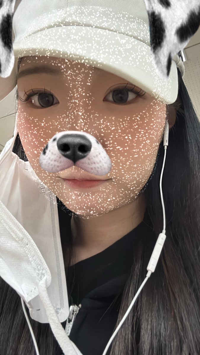 昨日はロミジュリ初日でした！

今日は2日目！！
夜公演はピンクサバ番ショーケースもありますよん🎀
お楽しみに！！

3日目まで駆け抜けるぞー！！