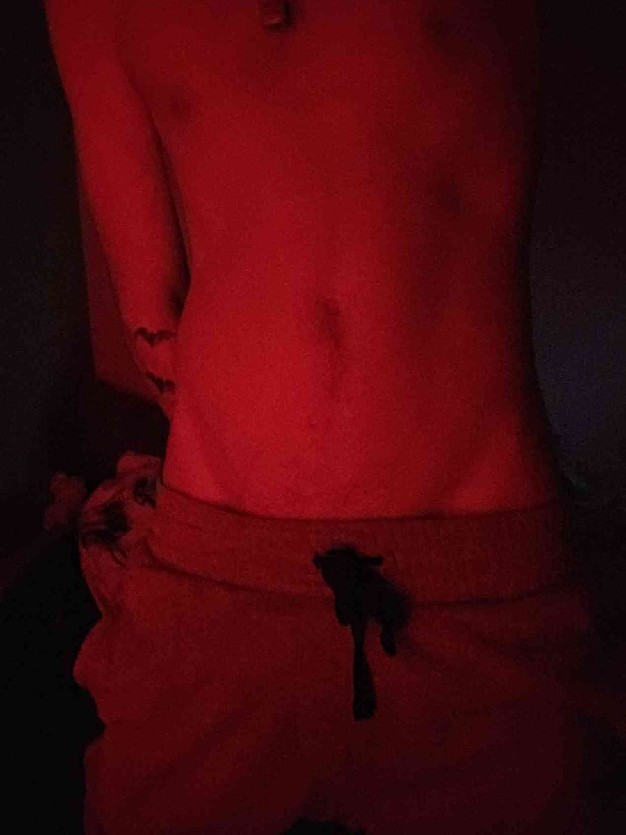 Deadfred8bread tweet media