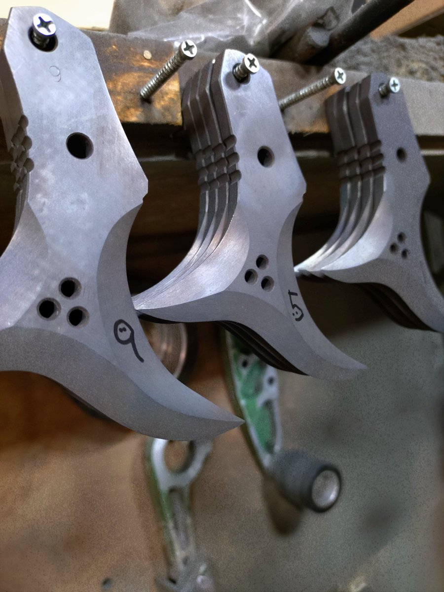 さぁてハンドル削るかぁ。（連休全潰し）