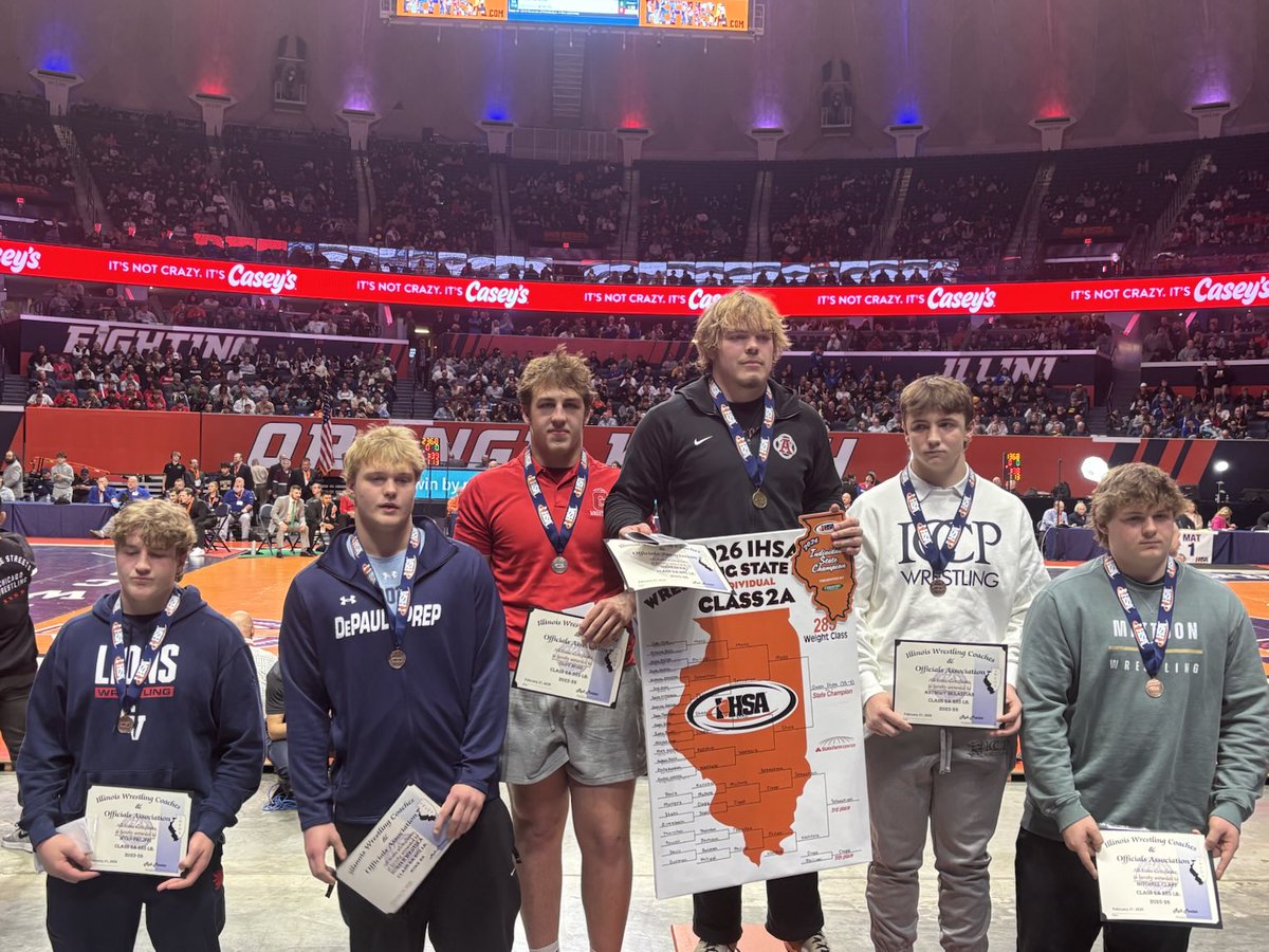 DePaul Prep Wrestling tweet media