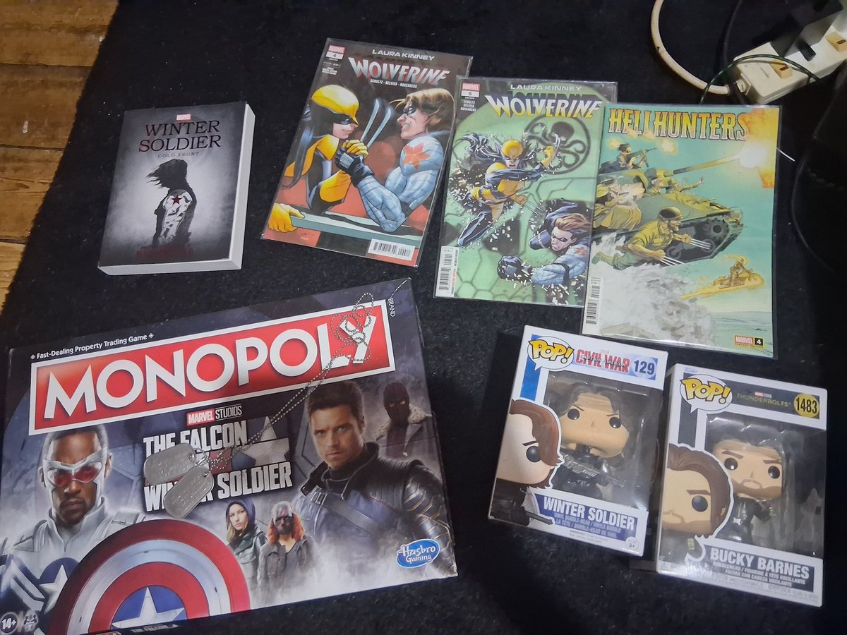 buckdam1en's tweet photo. @mlncholias LIKE I LOVE HIM A NORMAL AMOUNT... plus my i ♡ bucky hoodie and ws blanket..UAGHH and the art u made me of him giggle. AND DAM. Oghh i ADORE SAM. Sambucky the loml. I need to use my loungefly bag https://t.co/Sn01ZDVSqg