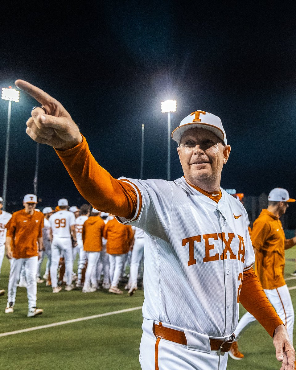 Texas Baseball tweet media