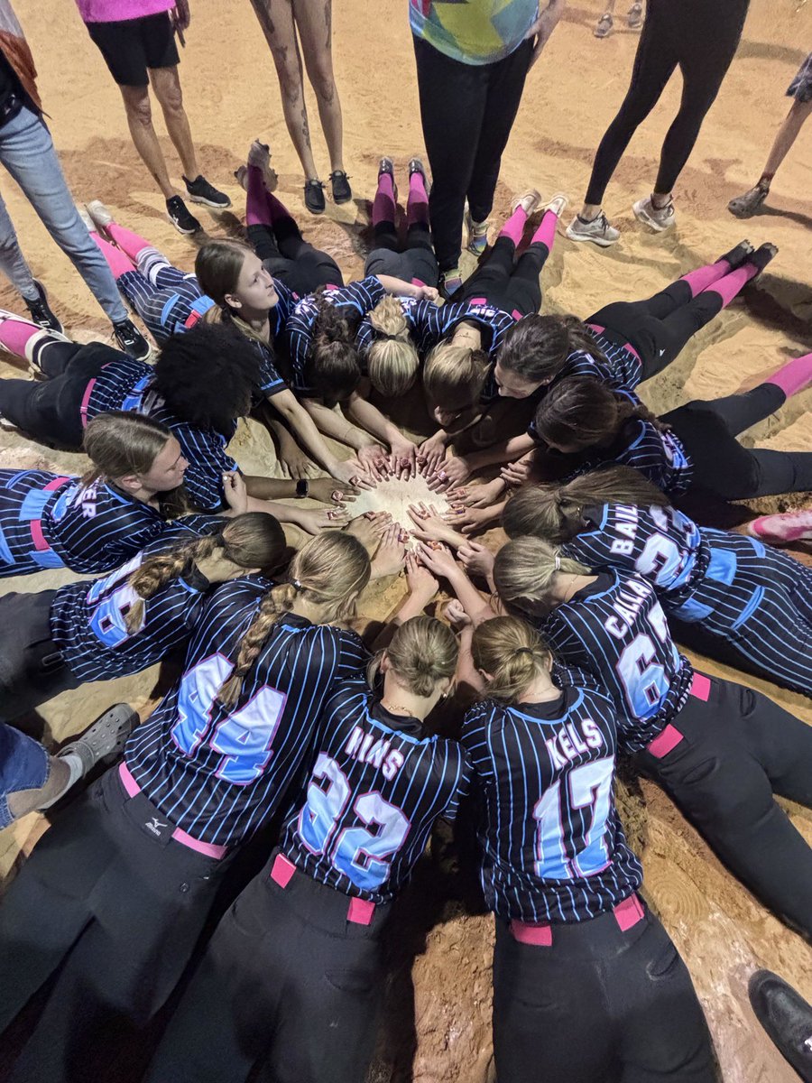 Undefeated Champs💍🩷