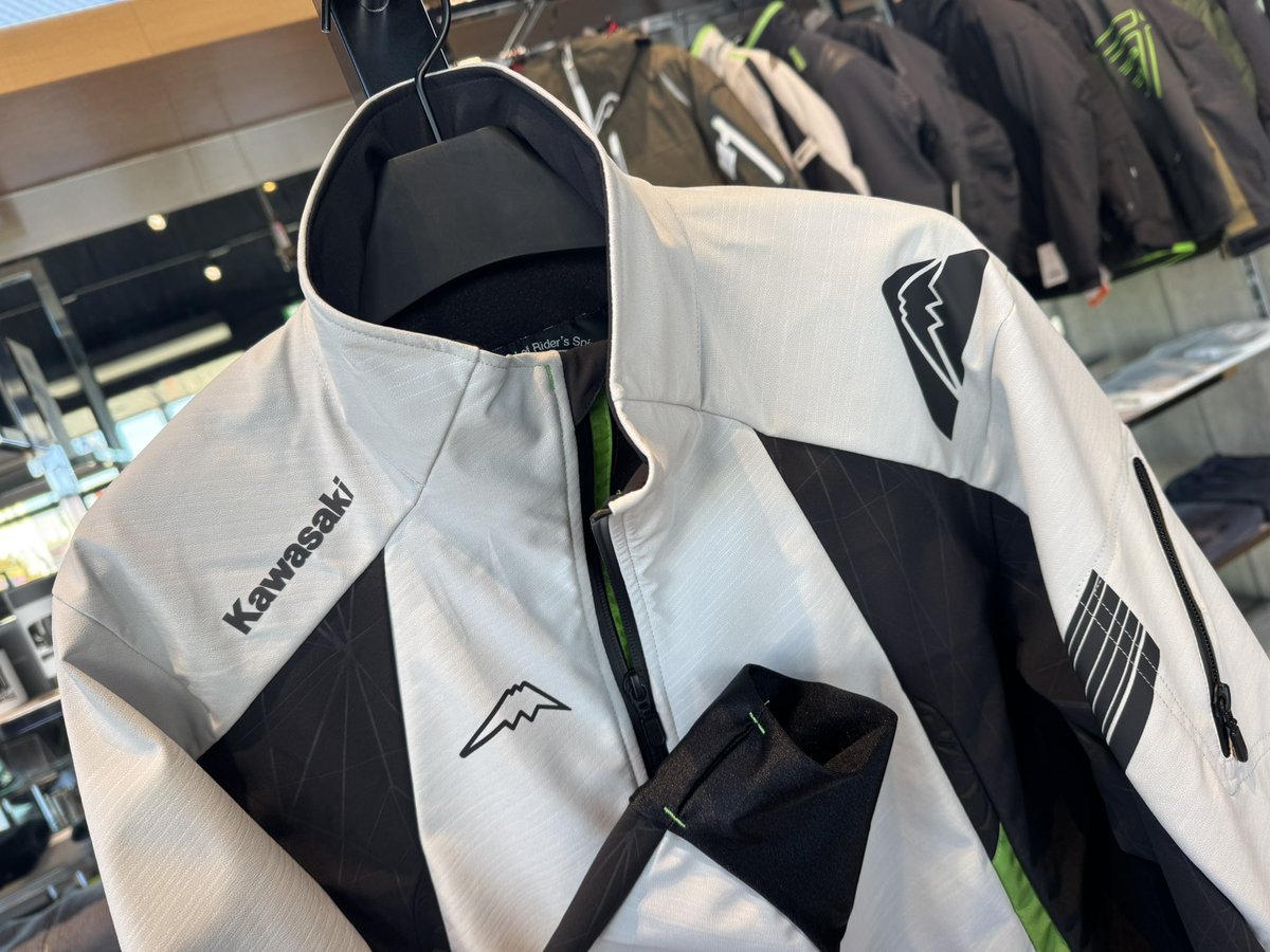 クシタニコラボ カワサキ ミッドジャケットのご紹介 寒かったり暖かっ