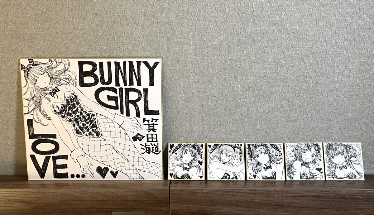 ライブドローイング後の勢いのまま宿でガリガリ描いた色紙を持っていき