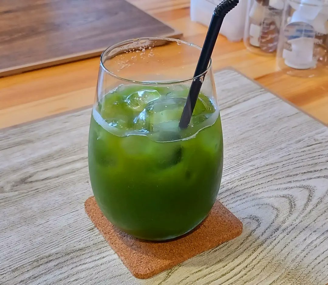 NTanacafe's tweet photo. 少しづつ過ごしやすい季節になってきました☺️エヌタナカフェでは和風のメニューもございます🧉🧇テイクアウトの生地もフレーバーも選べます！お土産にもいかがですか？ご来店お待ちしております。
#エヌタナカフェ #ワッフル #名古屋市緑区鳴子北 #おひとり様カフェ #おふたり様カフェ https://t.co/kSmQkNbzkn