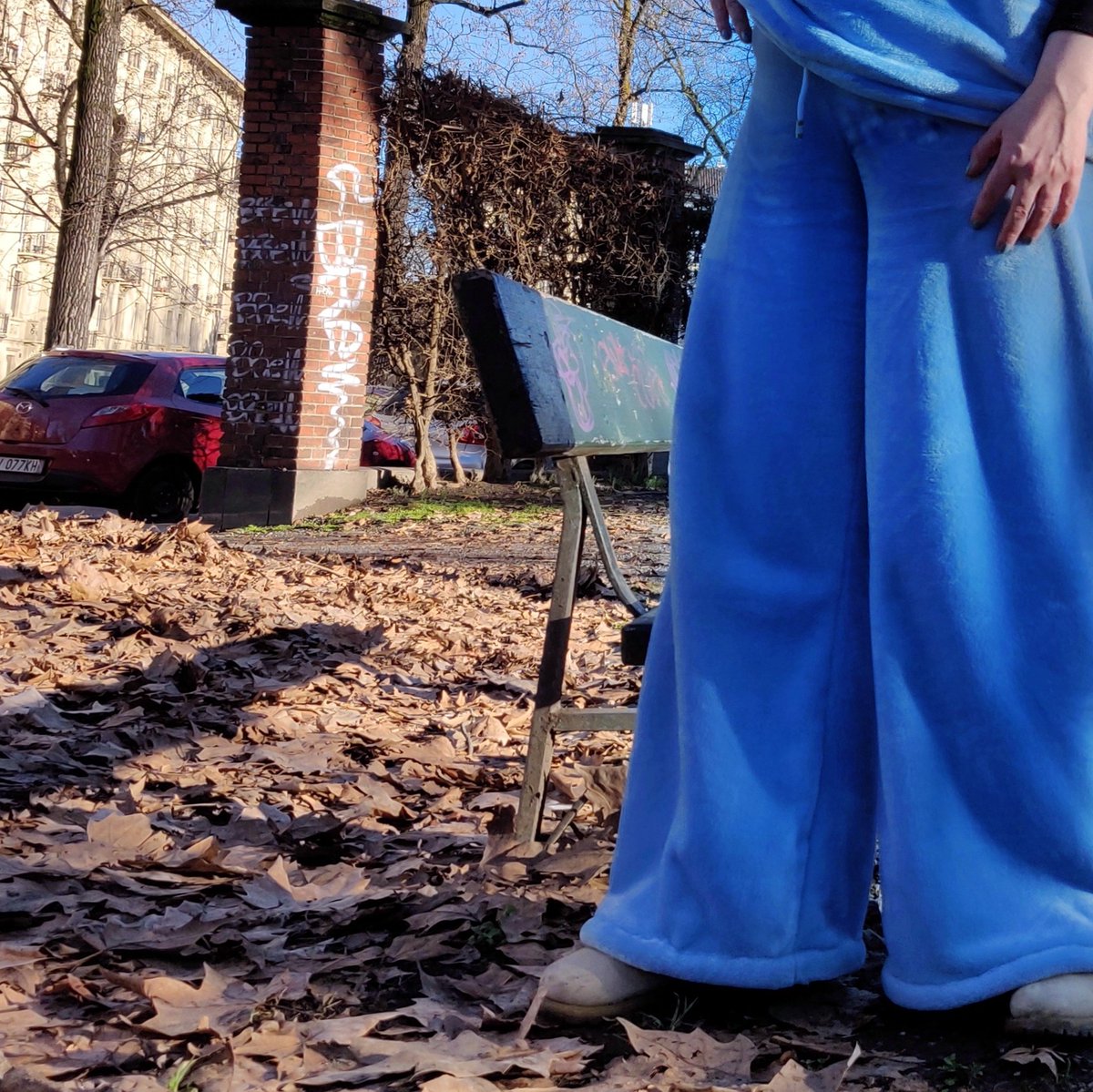 YuliaKorneva's tweet photo. Art2Wear #PolarX preview
#Sartorial wide #pants in light blue polar #fleece
DM #commissionsopen
.
#art2wear Polar X.
#pantaloni palazzo #sartoriali in #pile celeste orlo regolabile
Scrivi e prenota #sumisura
.
#yuliakorneva #pantalone #fashionweek #fashionstyle #outfit #photo https://t.co/OXQGukS1Bg