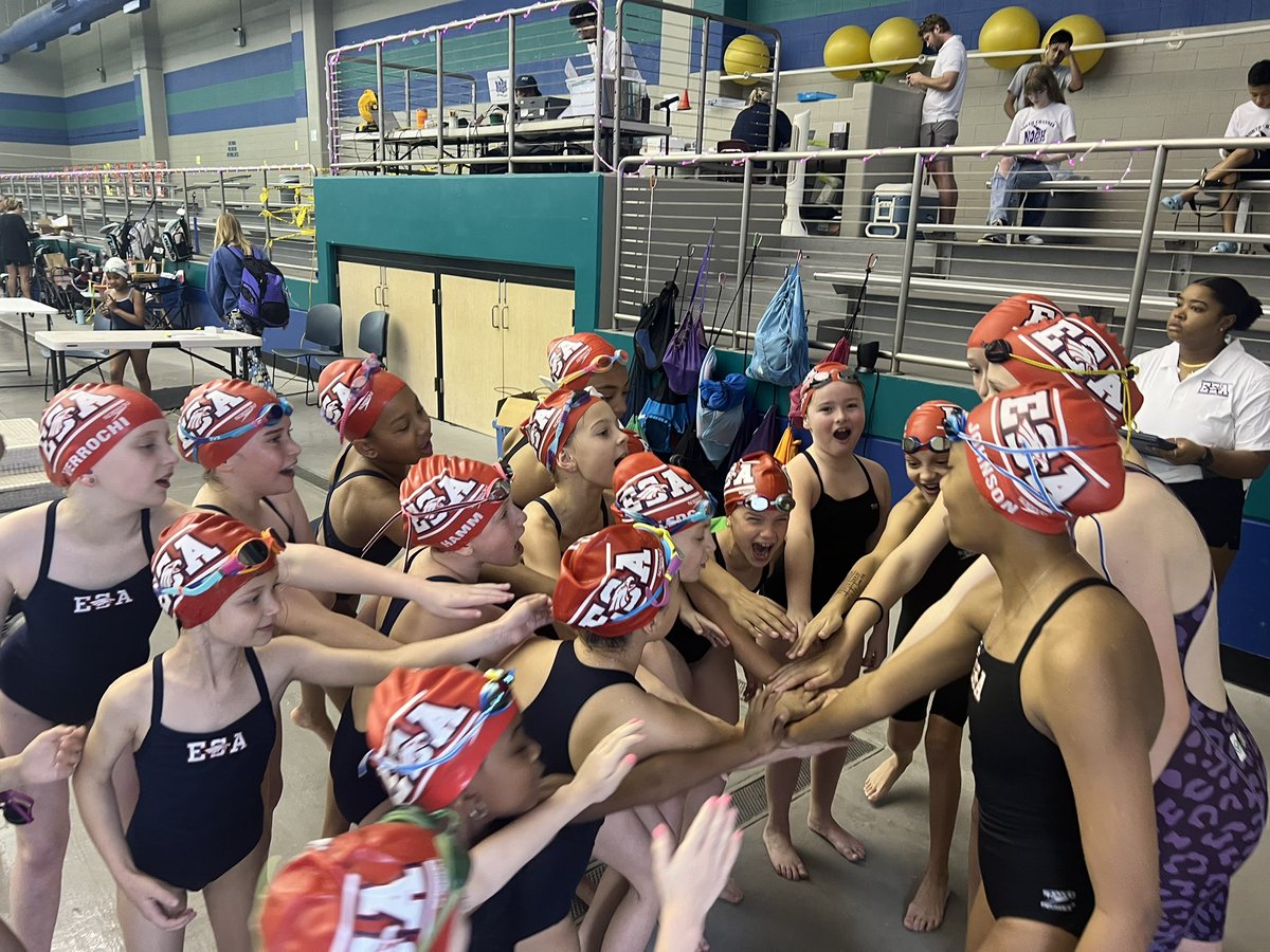 ESASwim's tweet photo. These eagles kicked it up a 🔥NOCH🔥this weekend at the 12 and under Champs meet at NOCH! So proud of everyone! https://t.co/QcWrDuSGDD