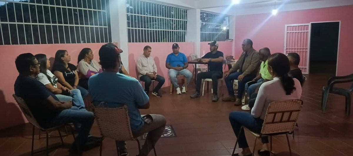 21 Feb | Conversatorio con nuestra gente del sector Raul Leoni, Parroquia Punta de Mata, Municipio Ezequiel Zamora, informando sobre el acontecer político en el país y desarrollando el plan de activismo nacional con éxito ¡Seguimos ADelante!