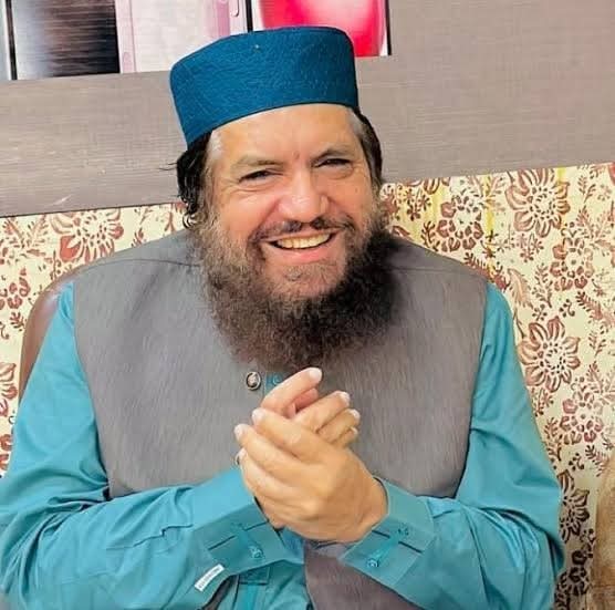 AsifJadoonghd's tweet photo. انا للّٰہ وانا الیہ راجعون
معروف شاعر سید سلمان گیلانی کے انتقا�� کی خبر نے دلوں کو افسردہ کر دیا۔
آج اگرچہ وہ ہم میں موجود نہیں، مگر ان کا تخلیقی سرمایہ ہمیشہ زندہ رہے گا اور نئی نسل کو متاثر کرتا رہے گا
اللہ تعالیٰ مرحوم کی کامل مغفرت فرمائے
آمین ثــــــــــــــــم آمین 
(کاپی) https://t.co/0T6t5b4aND