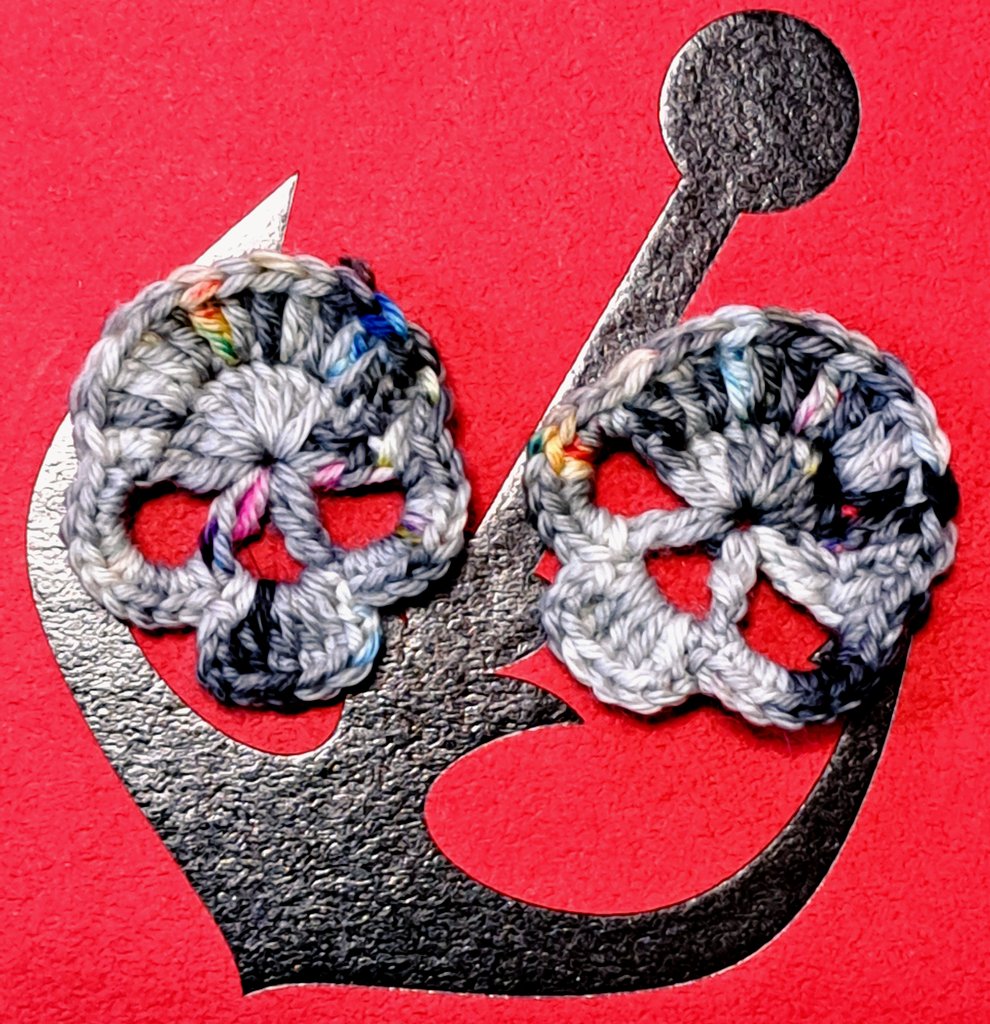 生きてる内しか編めないから って下書きに残ってた いや待て！ ワン