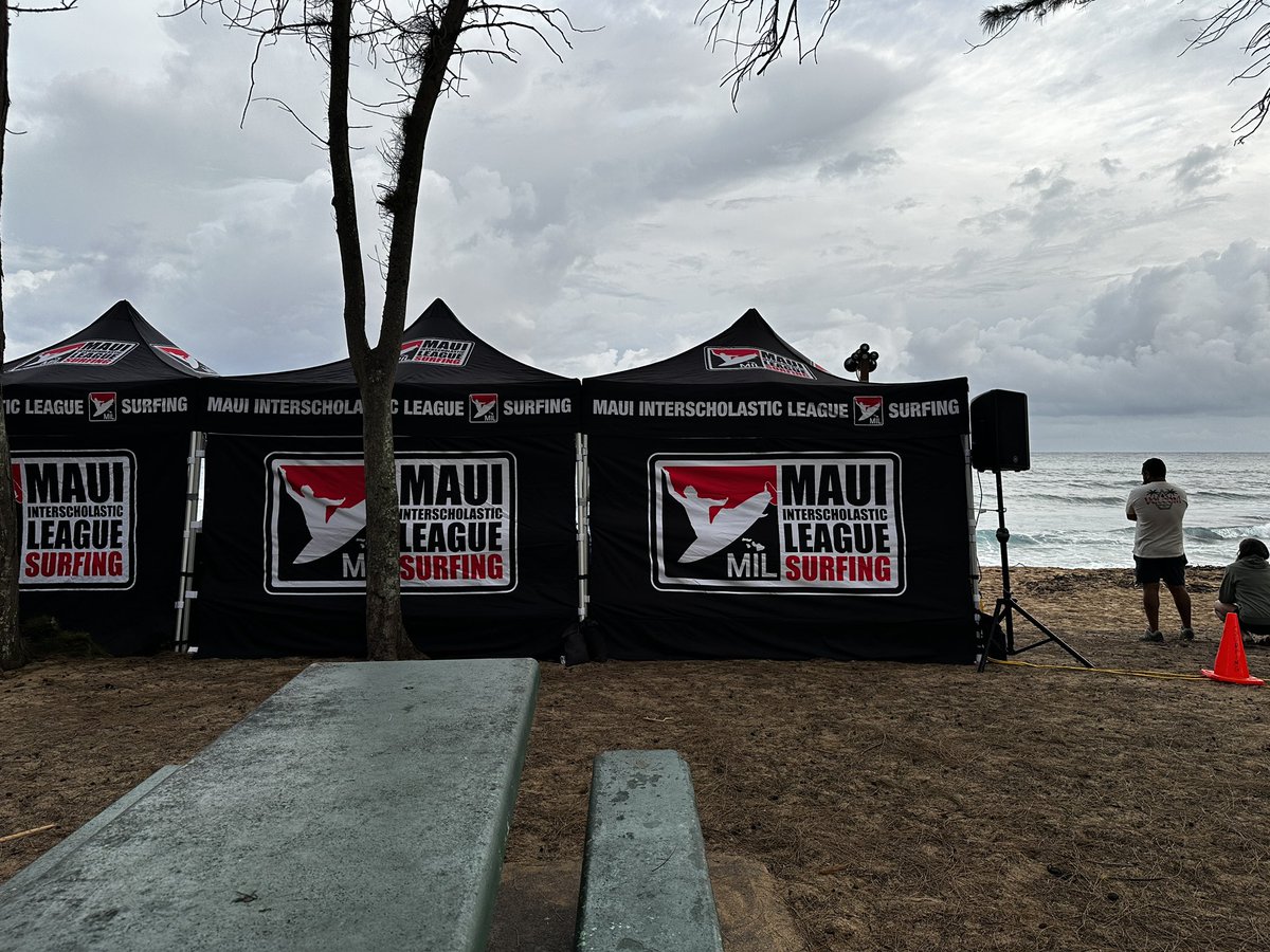 KHSMantaRays's tweet photo. Opening MIL surf meet of the season is in the books! Great day for all of our Kūlanihākoʻi surfers! #LetsGoRays https://t.co/VYkCGv3cTi