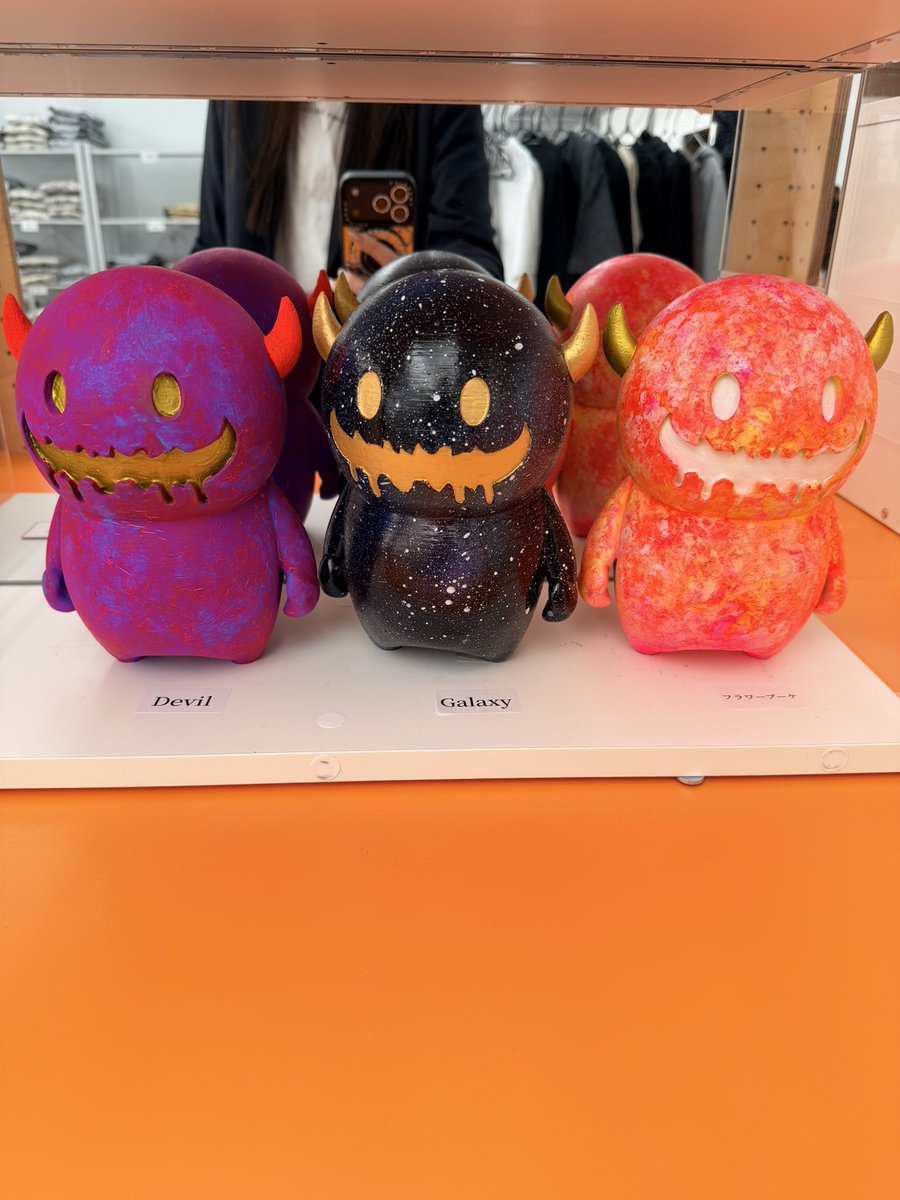 作品も補充しました！！ @goma_official_